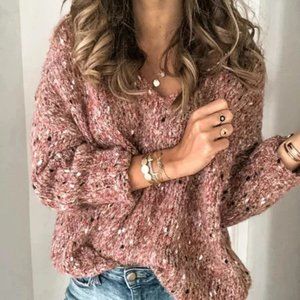 V-neck long sleeve sweater